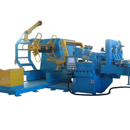 3-larghezza-1250x-6-mm-con-cesoia-aspo-da-6-ton